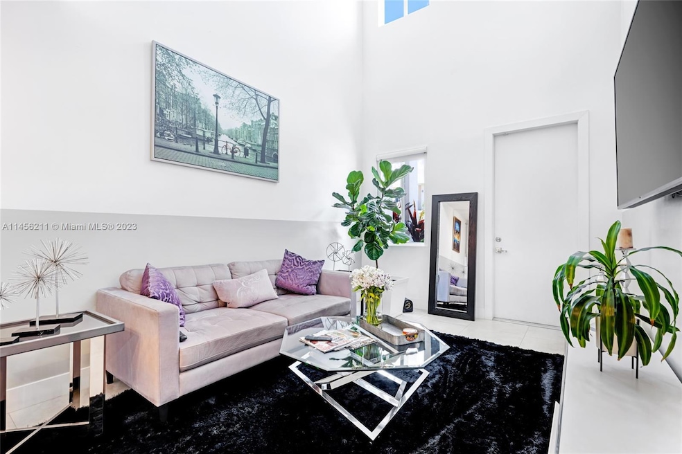 10281 NW 72nd St, Doral, FL 33178 - photo 1