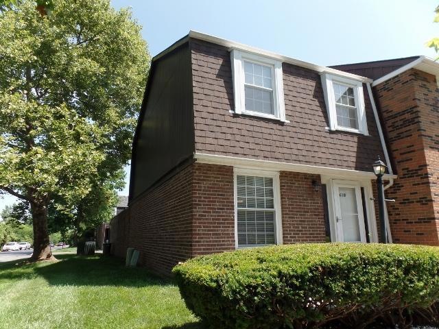 616 Pamlico St unit X-14, Columbus, OH 43228 - photo 1