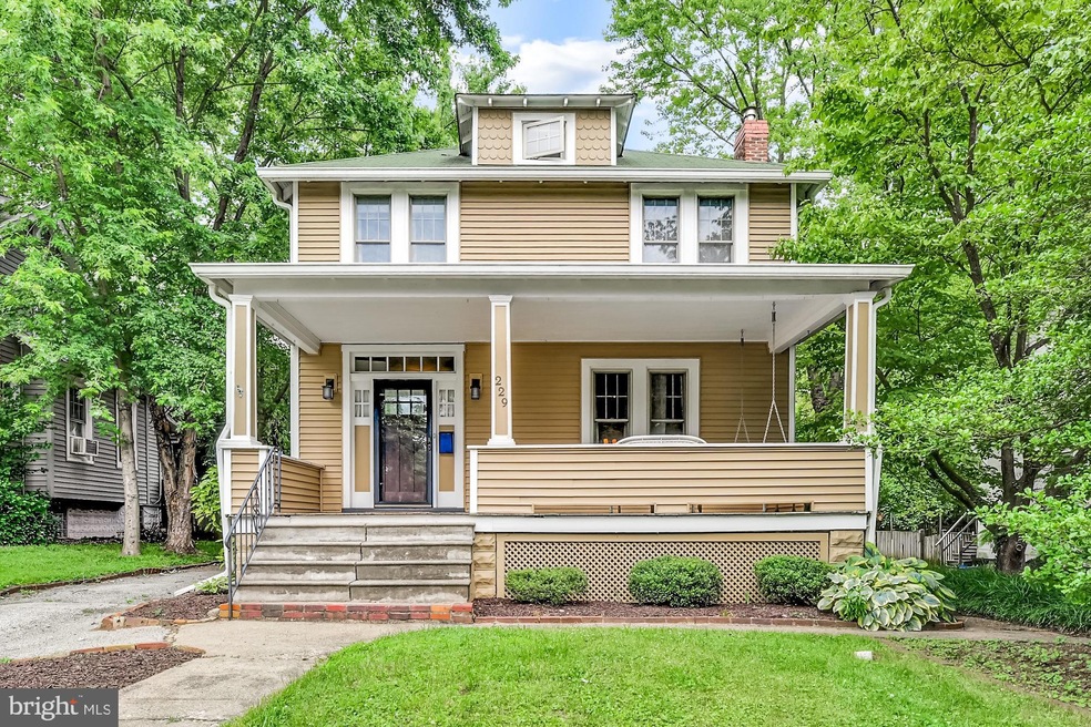 229 Mallow Hill Rd, Baltimore, MD 21229 - photo 1