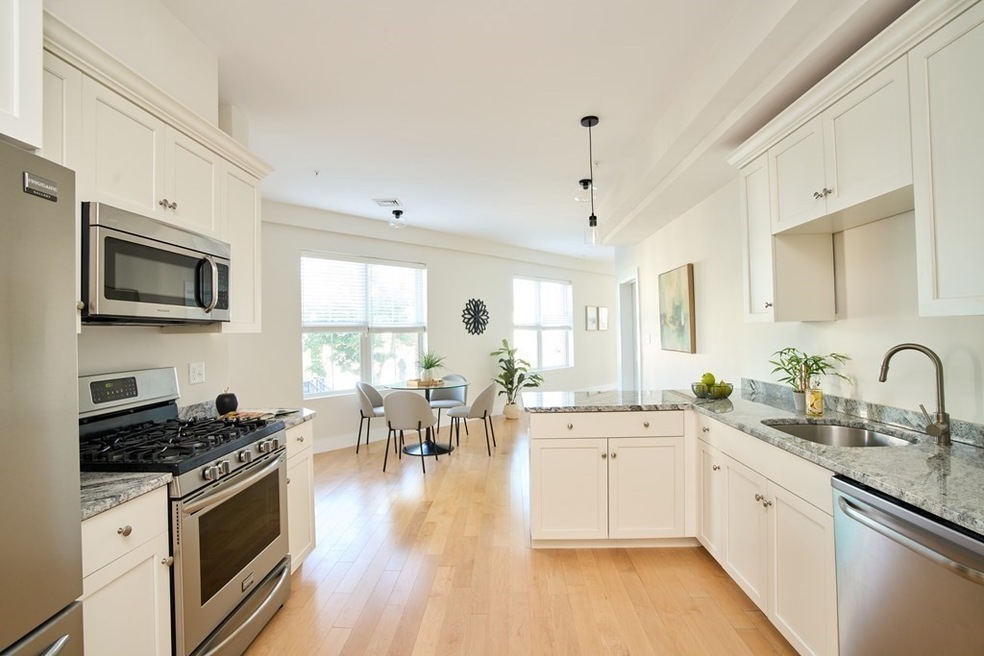 70 Prospect St unit 201, Somerville, MA 02143 - photo 1