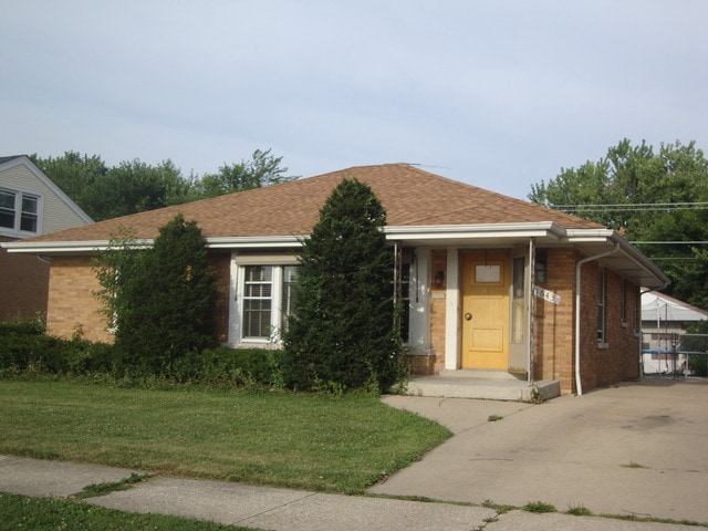 1643 Norfolk Ave, Westchester, IL 60154 - photo 1