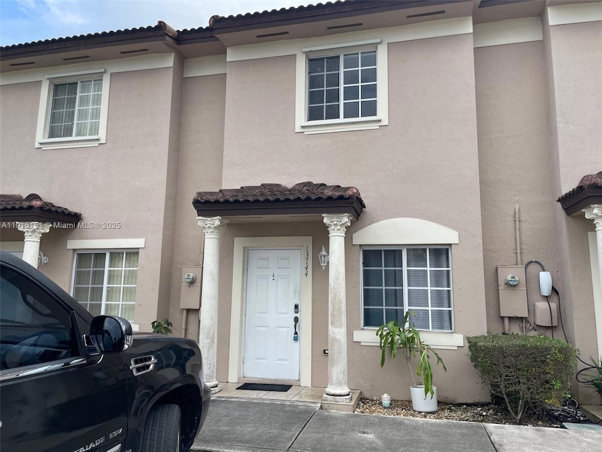 13744 SW 169th Ln unit 13744, Miami, FL 33177 - photo 1
