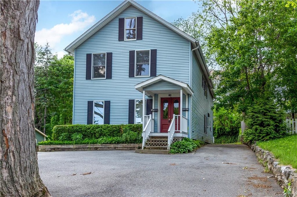 108 Charles Colman Blvd unit 2, Pawling, NY 12564 - photo 1