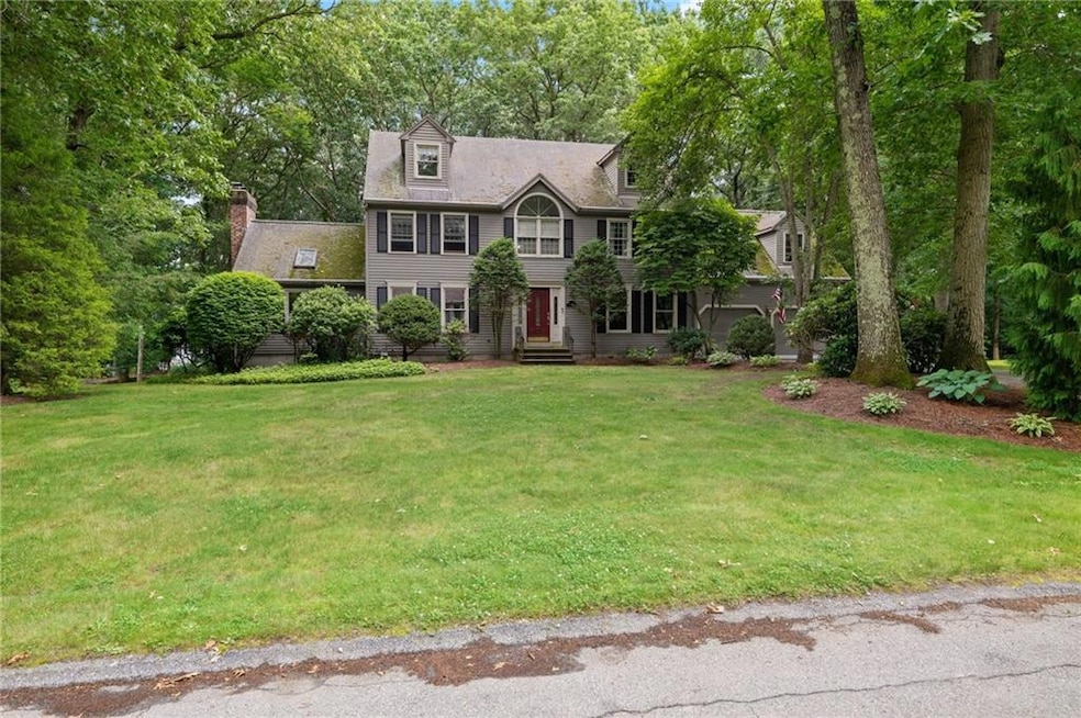 6 Stillwater Dr, Cumberland, RI 02864 - photo 1