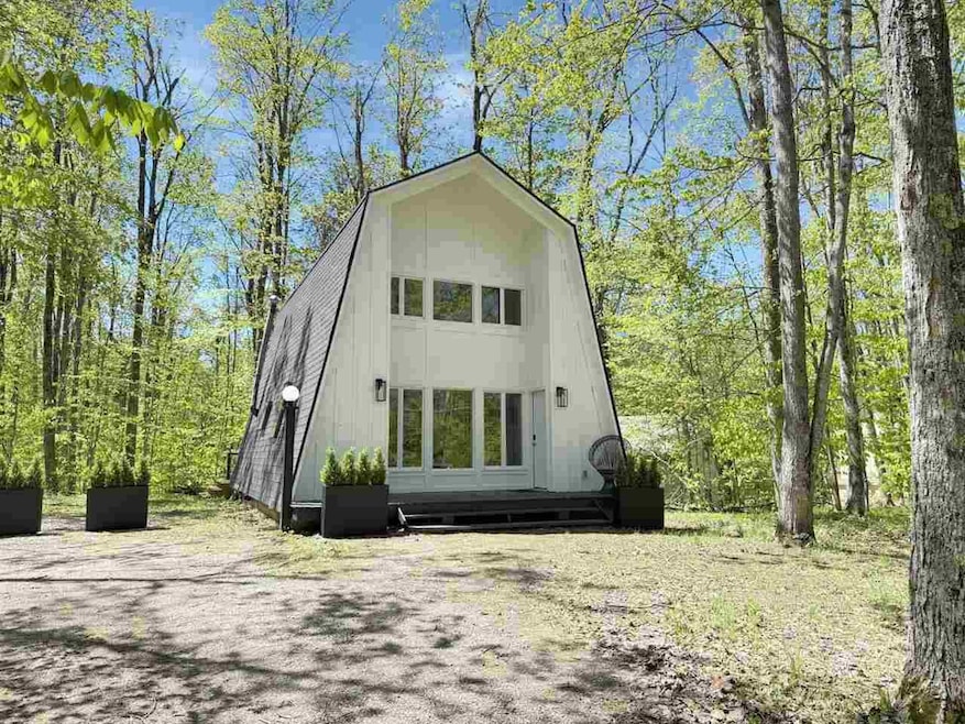 For Sale $519,000