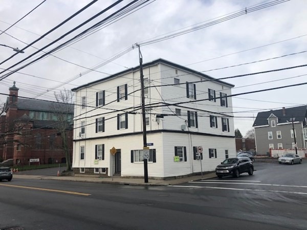 561 Boston St, Lynn, MA 01905 - photo 1