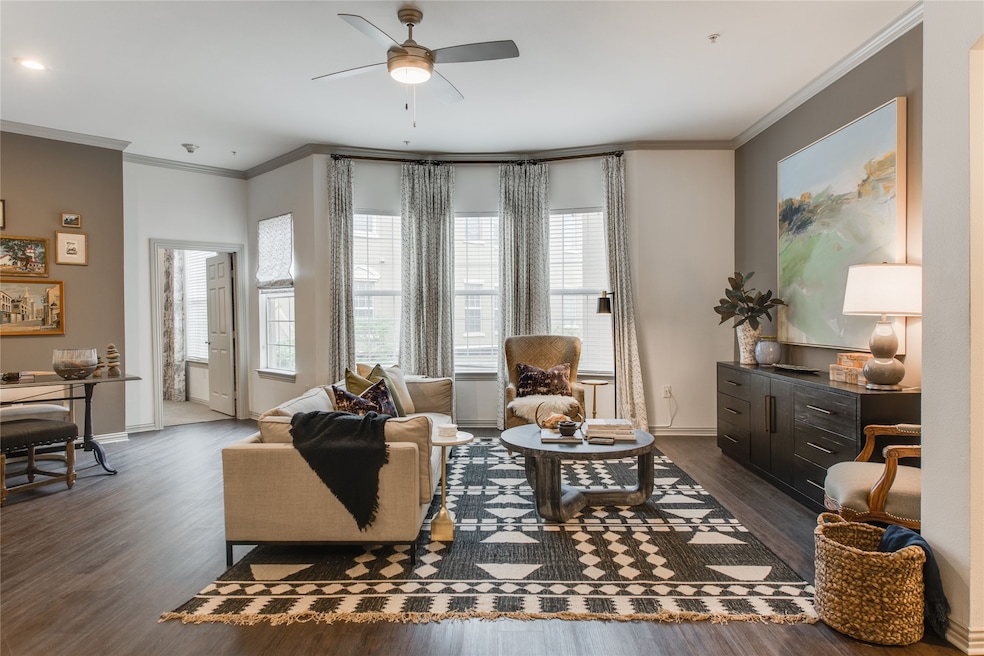 4201 Lomo Alto Dr unit 306, Dallas, TX 75219 - photo 1