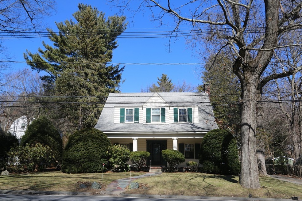 320 Quinobequin Rd, Waban, MA 02468 - photo 1