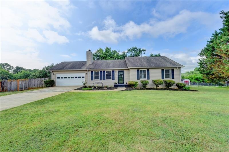 4210 Melinda Ln, Gainesville, GA 30507 - photo 1