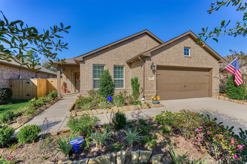 332 N Arrowhead Ln, Montgomery, TX 77316 - photo 1