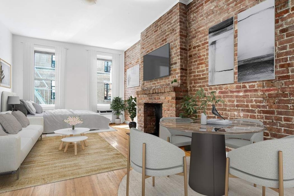 419 E 87th St unit 3A, New York, NY 10128 - photo 1