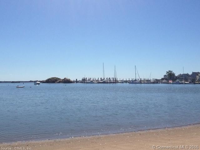 Waterfront/Dock/Pier.