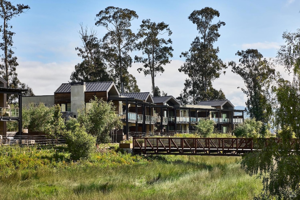 Sold $3,380,000 • Co-Listing Agent