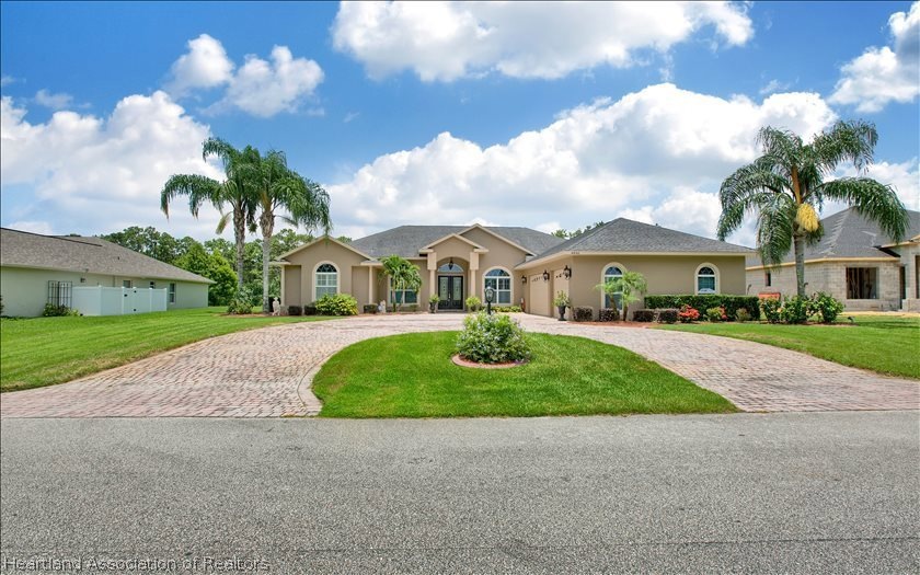 4846 Myrtle Beach Dr, Sebring, FL 33872 - photo 1