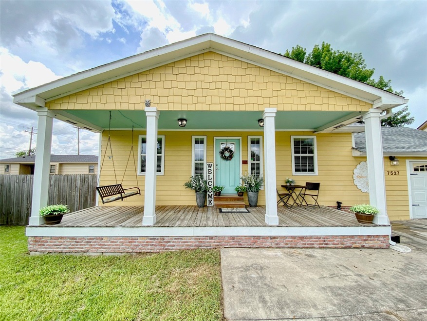 7527 County Road 669b unit 669B, Alvin, TX 77511 - photo 1