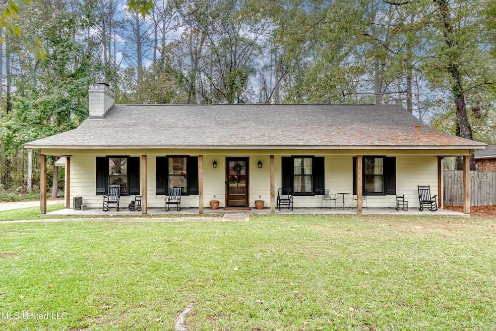 213 Camelia Trail-4