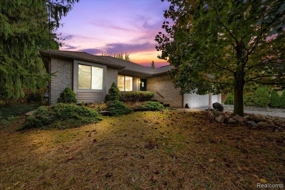 Under Contract $417,000