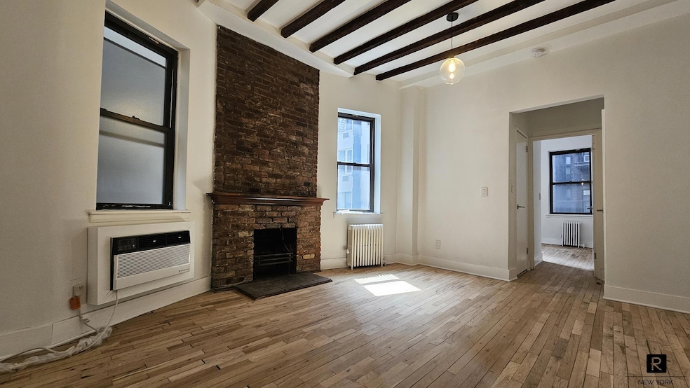 46 W 65th St unit 3-D, New York, NY 10023 - photo 1