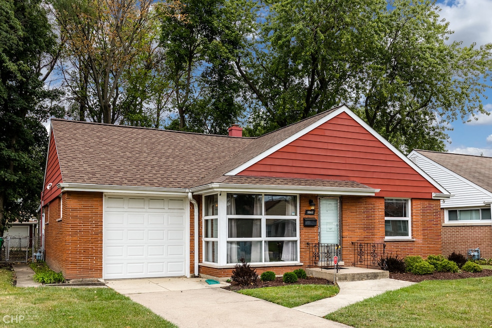 1002 Bristol Ave, Westchester, IL 60154 - photo 1