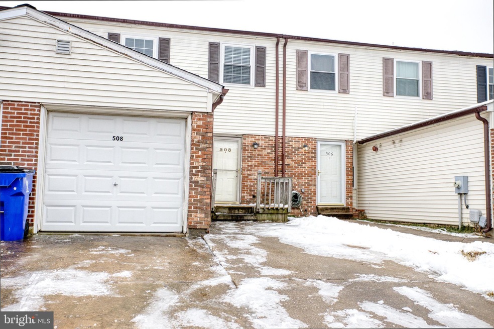 508 Nina Ln, Bear, DE 19701 - photo 1