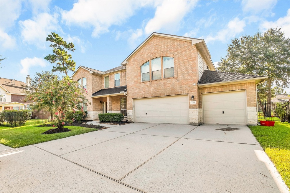 3214 Vincent Crossing Dr, Spring, TX 77386 - photo 1