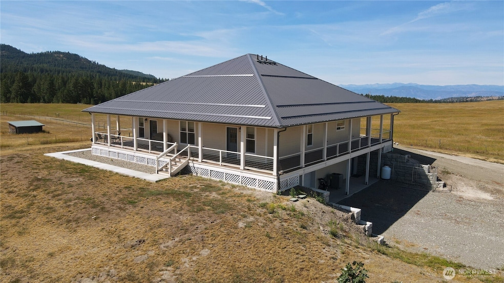 For Sale $885,000