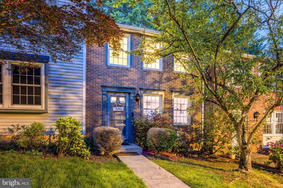 11523 Ivy Bush Ct, Reston, VA 20191 - photo 1