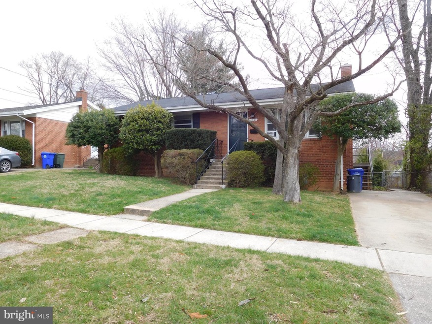 10903 Jolly Way, Kensington, MD 20895 - photo 1