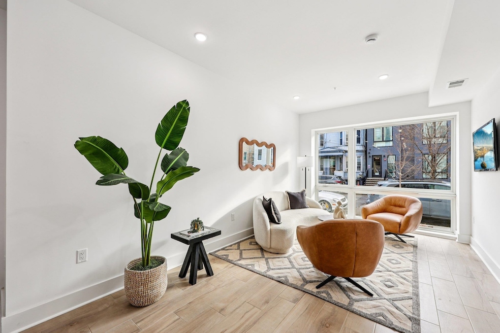 1003 Summit Ave unit 1, Jersey City, NJ 07307 - photo 1