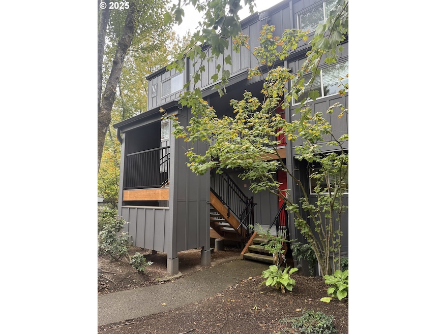 4 Touchstone unit 141, Lake Oswego, OR 97035 - photo 1