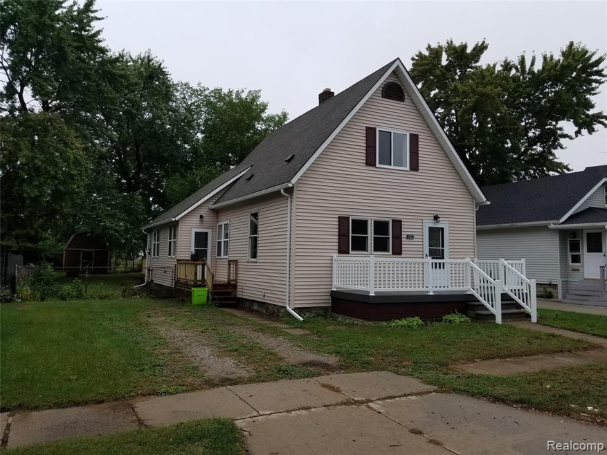 1122 Cedar St, Port Huron, MI 48060 - photo 1