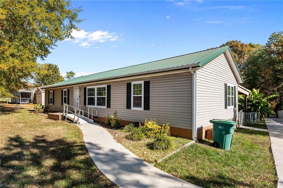 737 Westerly Park Rd, Eden, NC 27288 - photo 1