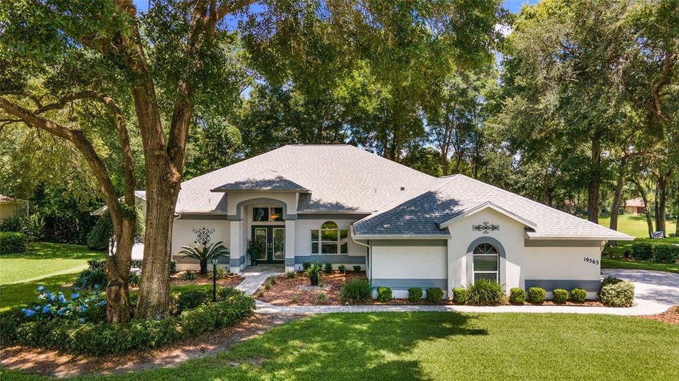 19563 SW 86th Ln, Dunnellon, FL 34432 - photo 1