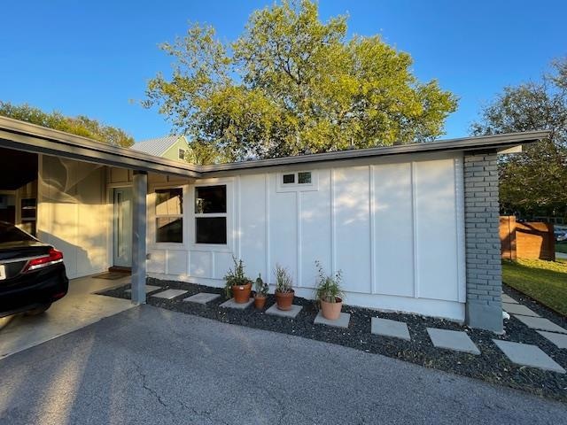 2910 Pecan Springs Rd unit A, Austin, TX 78723 - photo 1