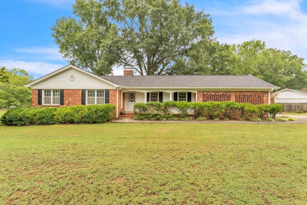 112 Lark Ln, Anderson, SC 29625 - photo 1