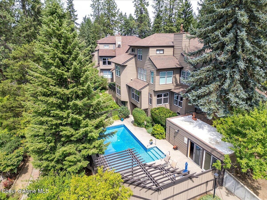 For Sale $789,000 • Co-Listing Agent