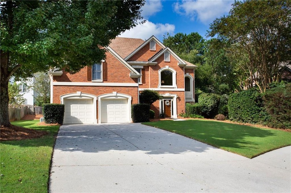4905 Natchez Trace Ct has a coveted culdesac lot w