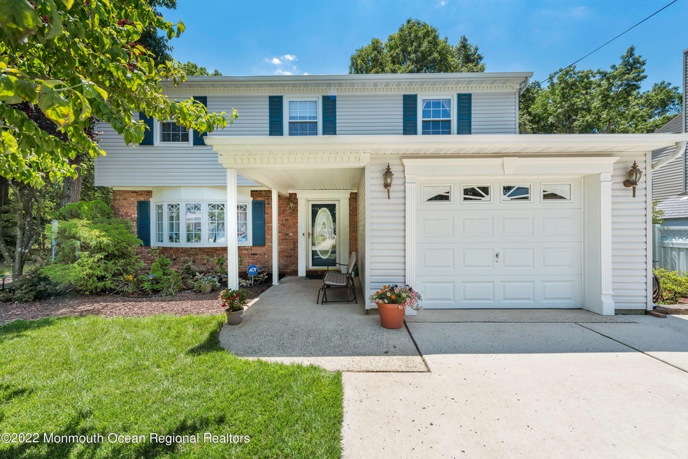 24 Leocadia Ct, Hazlet, NJ 07730 - photo 1