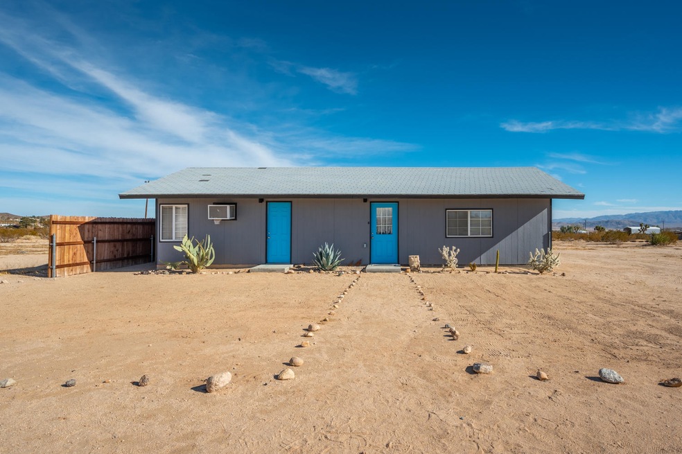 210103 62695 Sunny Sands Dr 001