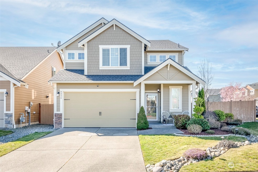 9934 Justman St SE, Yelm, WA 98597 - photo 1