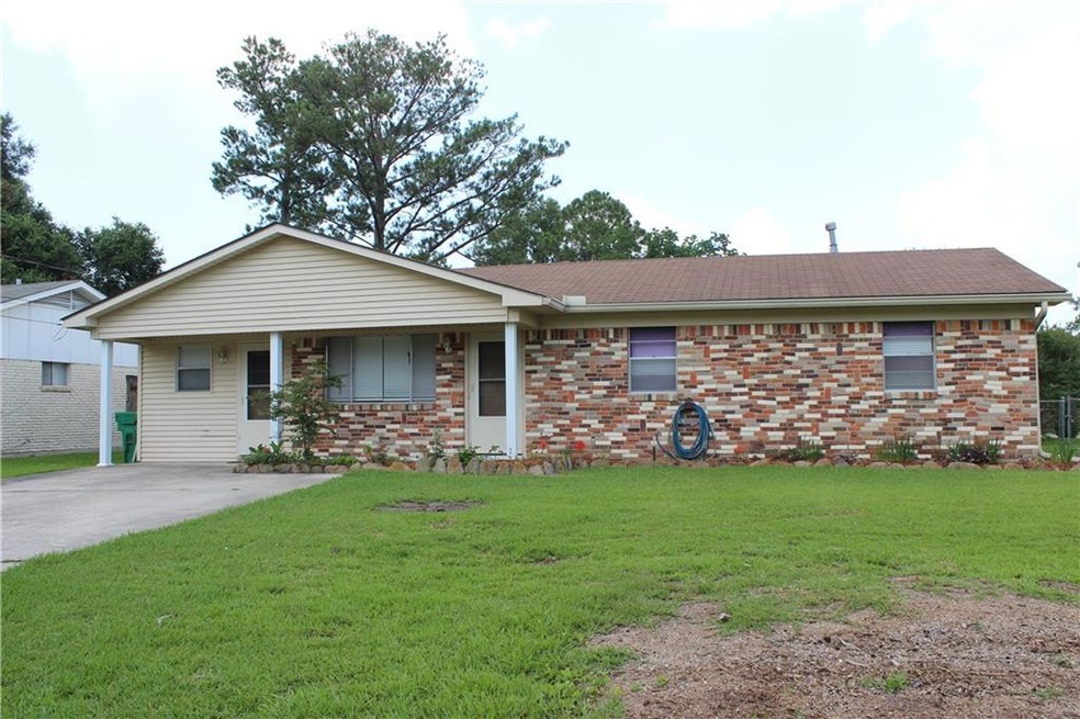 234 Bluebird Dr, Slidell, LA 70458 - photo 1