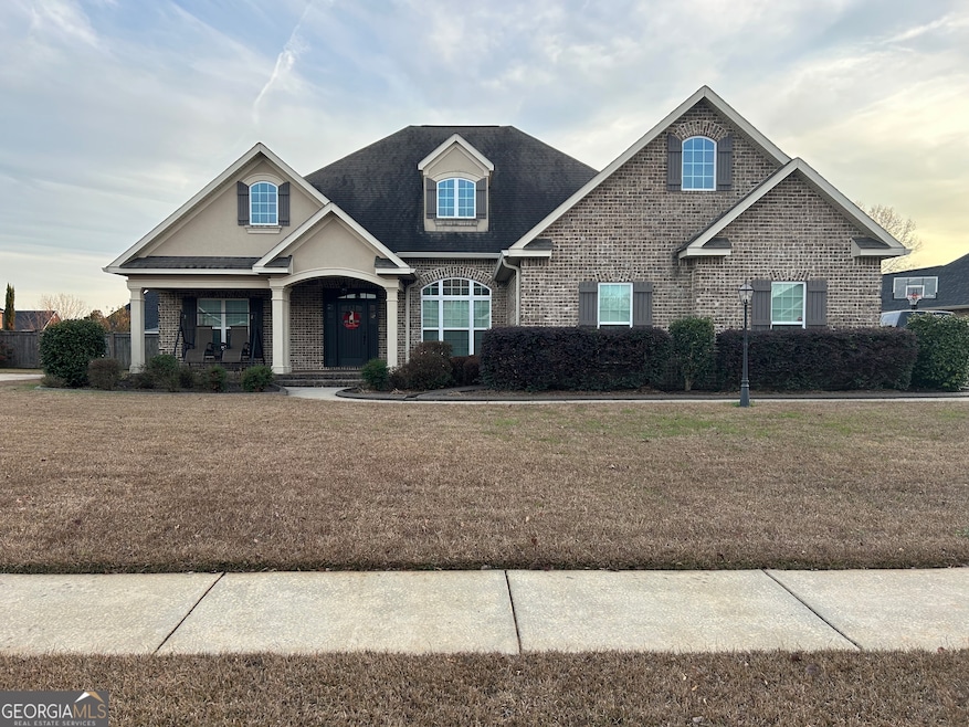 304 Montgomery St, Warner Robins, GA 31088 - photo 1