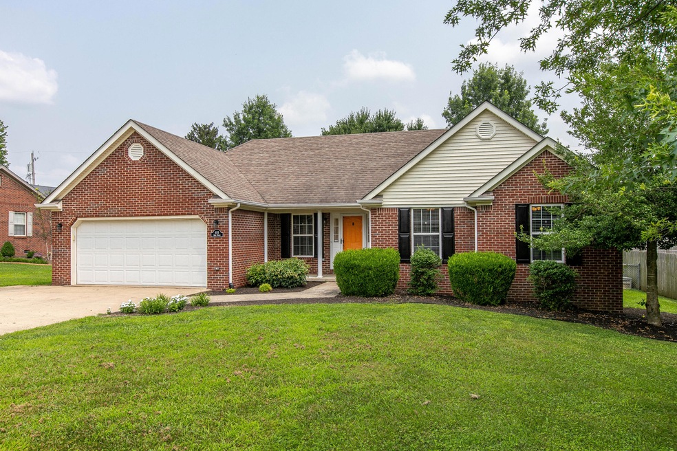 409 Agee St, Harrodsburg, KY 40330 - photo 1