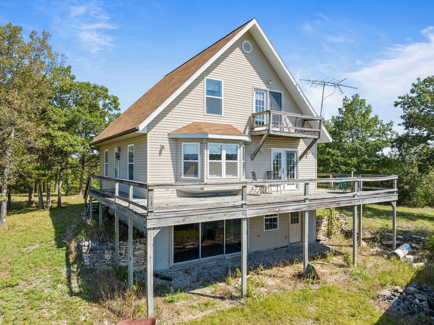 Home Facing Lake
