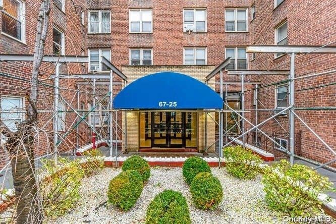 67-25 Dartmouth St unit 3C, Forest Hills, NY 11375 - photo 1