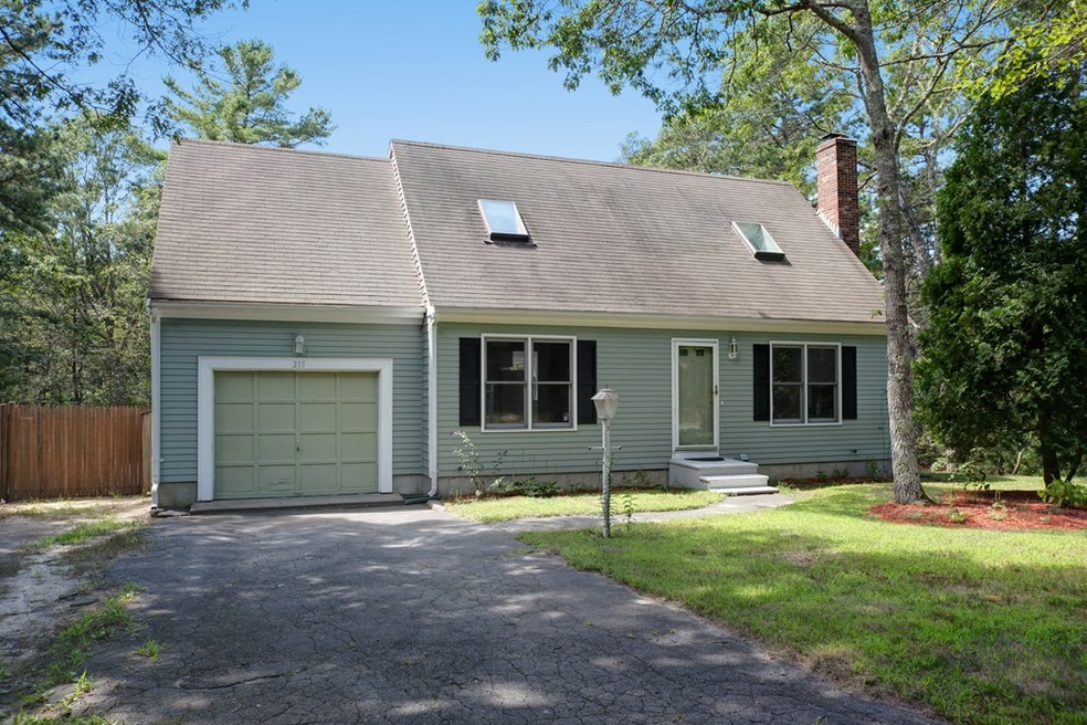 215 Simons Rd, Mashpee, MA 02649 - photo 1