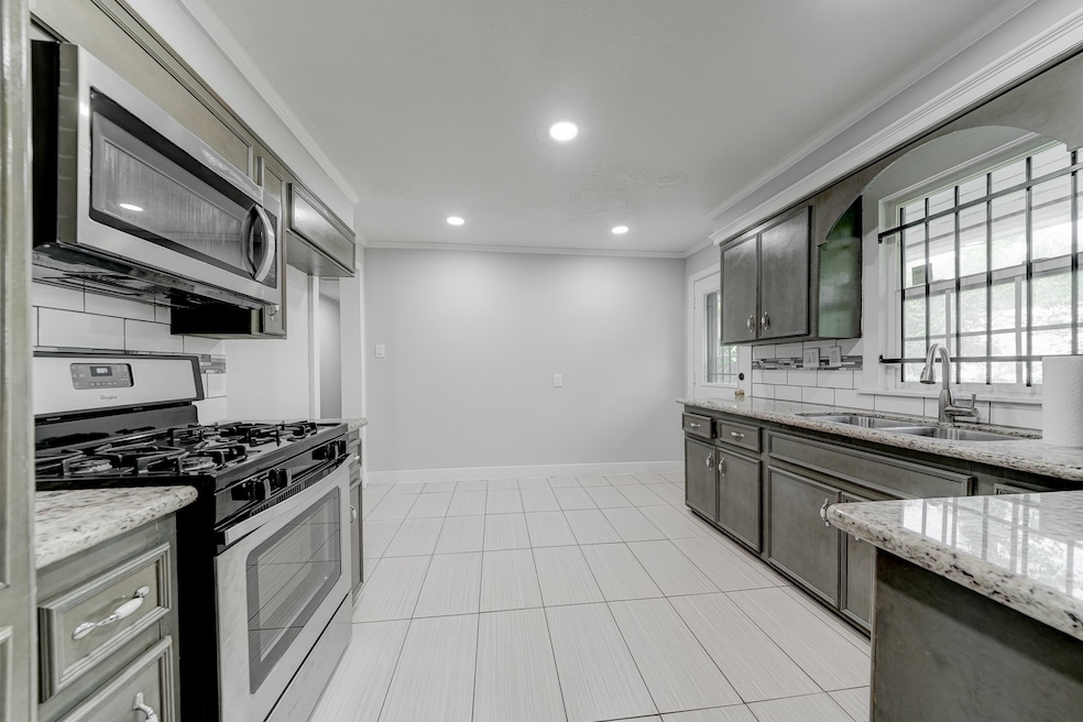 4436 Bennington St, Houston, TX 77016 - photo 1