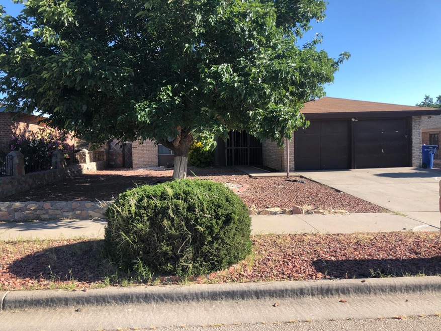 10422 Birthstone Dr, El Paso, TX 79925 - photo 1