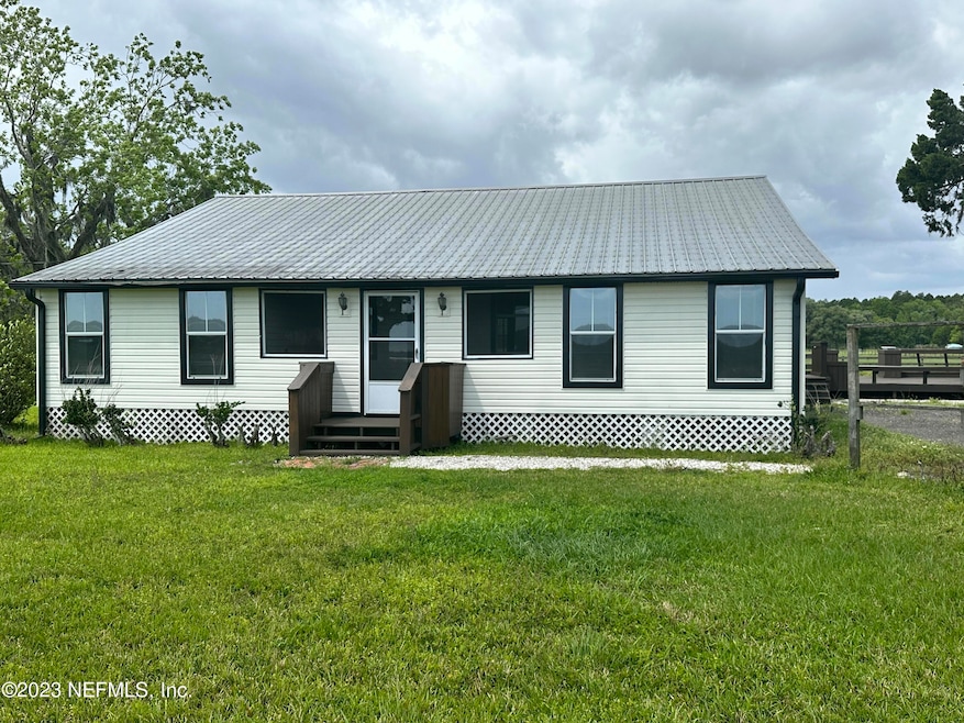 9465 Cowpen Branch Rd unit A, Hastings, FL 32145 - photo 1