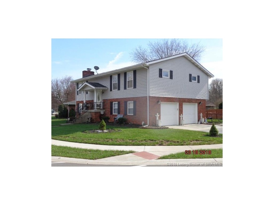 3413 Ashwood Ct, New Albany, IN 47150 - photo 1